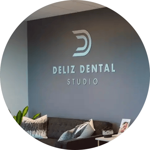 deliz-w_logo.png